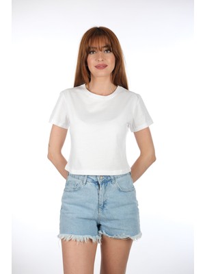 Moda Derin Beyaz Renk Kısa T-Shirt