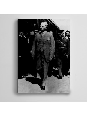 Dekolata Atatürk Siyah Beyaz 18 Kanvas Tablo
