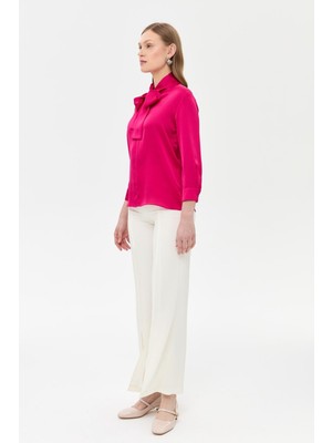 Accort Yakası Fularlı Saten Gömlek-FUJYA