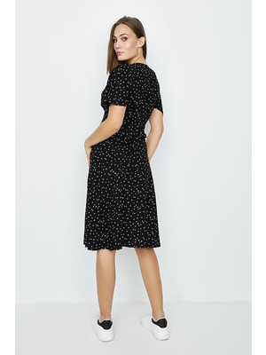 Select Moda Kadın Puantiyeli Beli Kuşaklı Elbise