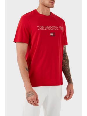 Tommy Hilfiger Logolu Bisiklet Yaka Pamuklu Regular Fit Erkek T-Shirt MW0MW34427 Xlg