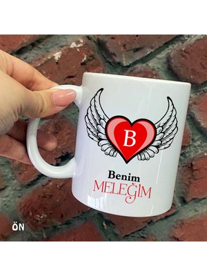 Hediyeci Abla Size Özel Benim Meleğim Kanatlı Kalp B Harfli Seramik Baskılı Kupa Bardaklar