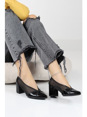 Erkan Saçmacı Mirabella Siyah Rugan Fileli Sivri Burun Kalın Topuklu Klasik Anne Ayakkabısı