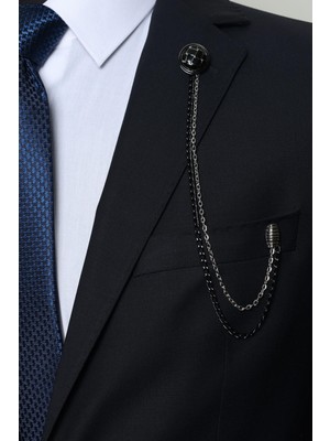 Esgue Desenli Siyah Zincirli Ceket Yaka Iğnesi