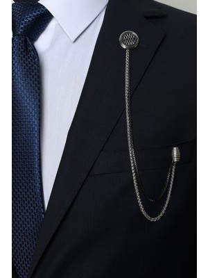 Esgue Desenli Gümüş Siyah Zincirli Ceket Yaka Iğnesi