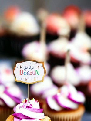 Parti Adresi Iyi Ki Doğdun Kürdan Cupcake Kürdanı Pasta Süsü Beyaz
