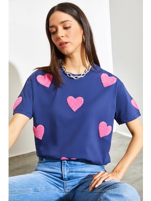 Shade Kadın Süzene Kalp Nakışlı Basic T-Shirt