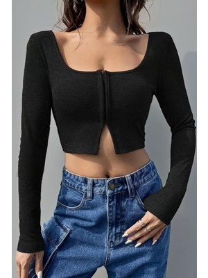 Adisia Kadın Siyah Fitted Slim Uzun Kollu Agraflı Göğüs ve Göbek Dekolteli Crop