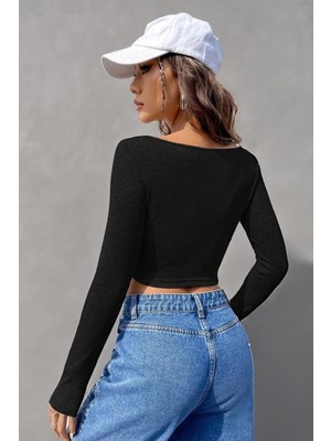 Adisia Kadın Siyah Fitted Slim Uzun Kollu Agraflı Göğüs ve Göbek Dekolteli Crop