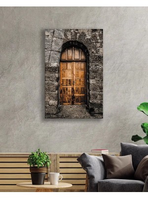 Hobyy Taş Duvarlar ve Kemerli Ahşap Kapı Görselli Cam Tablo