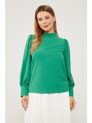 Lêvi D'or Benetton Omuz İşlemeli Şifon Bluz