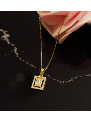 Güler Kuyumculuk Altın Baget Taşlı Hayalet Kolye