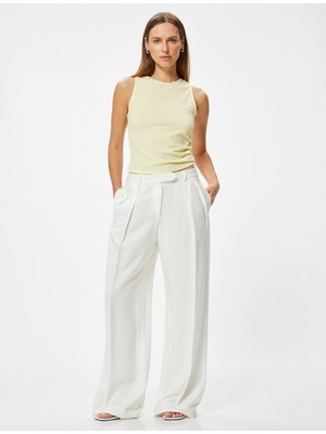 Koton Dokulu Yuvarlak Yaka Atlet