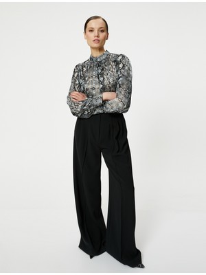 Koton Şifon Bluz Yılan Derisi Görünümlü Balon Kollu Dik Yaka