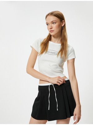 Koton Crop T-Shirt Baskılı Kısa Kollu Slim Fit Bisiklet Yaka