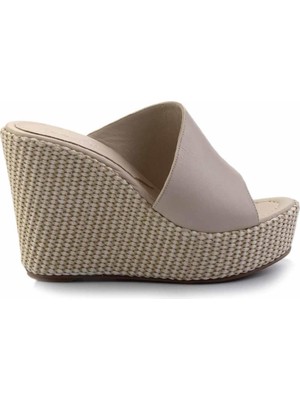 Bambi Krem  Kadın Terlik K04480091003