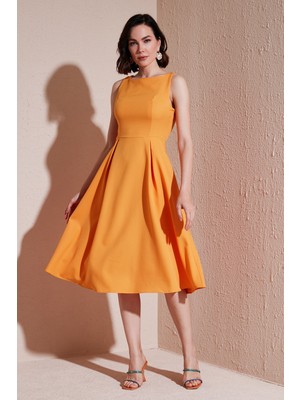 Lela Bisiklet Yaka Regular Fit Cepli Pileli Midi Elbise Kadın Elbise 6051963