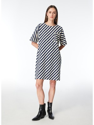 Denim Trip Rahat Fit Tek Cep Beyaz - Lacivert Çizgili Elbise