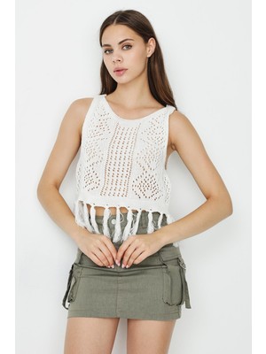 Select Moda Kadın Etek Ucu Püsküllü Örgü Crop Top