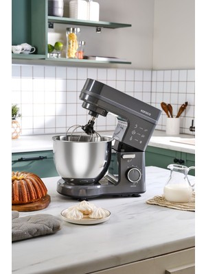 Karaca Hamur Yoğurma, Çırpma, Karıştırma, Mikser 1500W Güç 5 Litre Geniş Hazneli 6 Hız Kademeli Mutfak Şefi FC4410 + Onerous Hediye