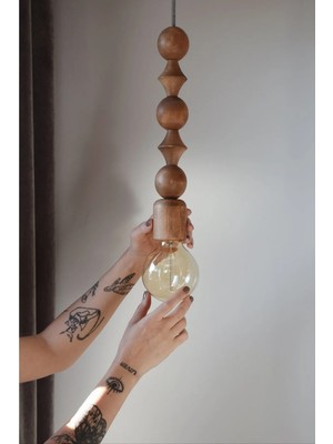 B8 Studio Ahşap Sarkıt Avize