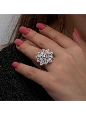 Stil Love Gümüş Zirkon Taşlı Çiçek Kadın Yüzük
