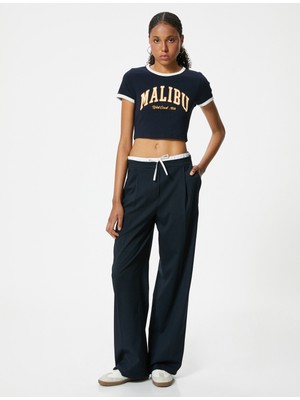 Koton Crop Tişört Kolej Baskılı Kısa Kollu Bisiklet Yaka Pamuklu Slim Fit