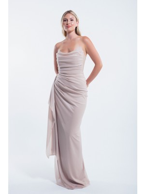 Lafaba Kadın Bej Göğüs Drapeli Yırtmaçlı Simli Abiye