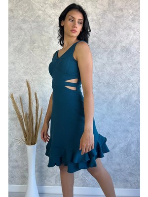 Gülseli Zümrüt Yeşili Kendinden Desenli Bel Dekolteli Abiye Elbise P-00011697