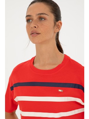 U.S. Polo Assn. Kadın Kırmızı T-Shirt 50286110-VR030