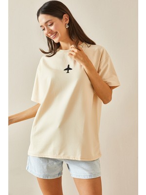 Xhan Bej Bisiklet Yaka Yazılı Oversize Tshirt 5YXK1-48701-25