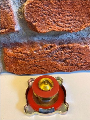 Kale 0,8 Tofaş Kırmızı Conta Orjinal Otomobil Radyatör Kare Tip Kapak