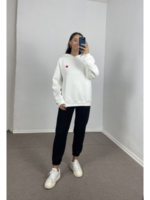 Myrum Butik Ekru Kalp Nakışlı Oversize Sweatshirt L