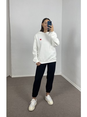 Myrum Butik Ekru Kalp Nakışlı Oversize Sweatshirt L