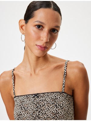 Koton Crop Bluz Ip Askılı Leopar Desenli Fiyonk Detaylı Slim Fit