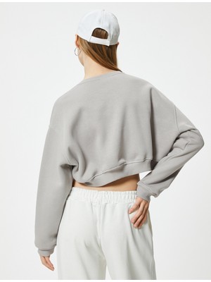 Koton Crop Oversize Sweatshirt Kolej Baskılı Bisiklet Yaka