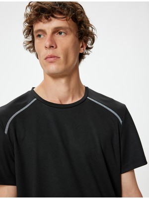 Koton Spor Tişört Kısa Kollu Bisiklet Yaka Dikiş Detaylı