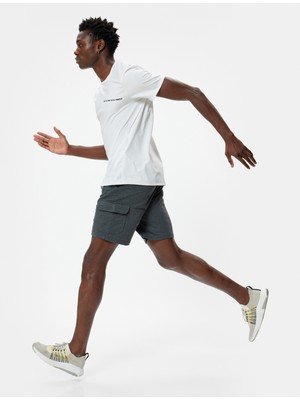 Koton Spor Şort Kapaklı Cep Detaylı Pamuk Karışımlı