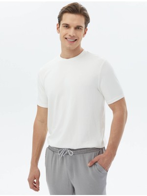 Kip Ekru Düz Bisiklet Yaka T-Shirt