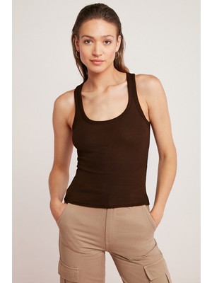 Yakamel Kadın Basic Fitilli Askılı Sporcu Atlet