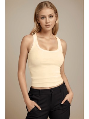 Yakamel Kadın Bej Askılı Ribana Fitilli Halter Yaka Spora Atlet