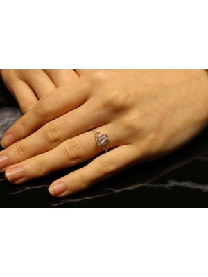 Güler Kuyumculuk Baget Taşlı Yüzük