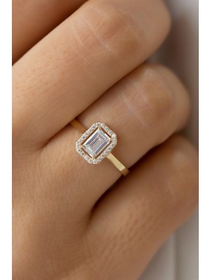 Güler Kuyumculuk Altın Baget Taşlı Yüzük