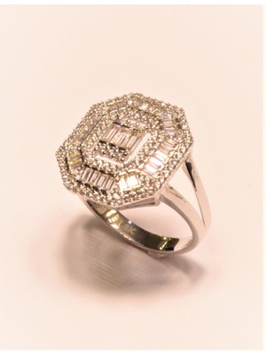 Güler Kuyumculuk Altın Baget Taşlı Yüzük