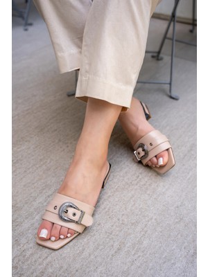 Laminta Colin Nude Toka Detaylı 3cm Özel Topuklu Kadın Terlik