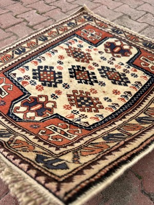 DesignEv 87X96 cm Küçük Boy El Dokuma Nostalji Kilim Küçük Dekoratif Halı