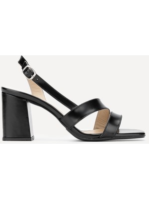 Valmenti Zayna Kadın Siyah Açma  Deri Sandalet 33 4206 Bn Sndlt Y24