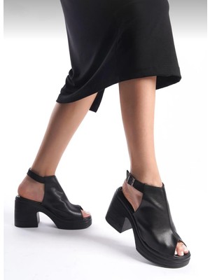 Gdt Ayakkabı Siyah Renk Platform Yüksek Topuk Bantlı Kadın Sandalet