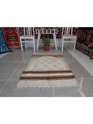 Tekno Trust Yünlü El Dokuması Harika Namazla Kilim, Yumuşacık Tüylü Seccade Tiftik Kılından Kilim 125 x 75  cm  Eta