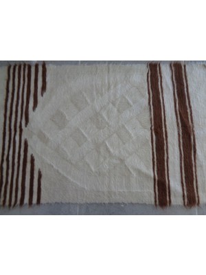 Tekno Trust Yünlü El Dokuması Harika Namazla Kilim, Yumuşacık Tüylü Seccade Tiftik Kılından Kilim 125 x 75  cm  Eta